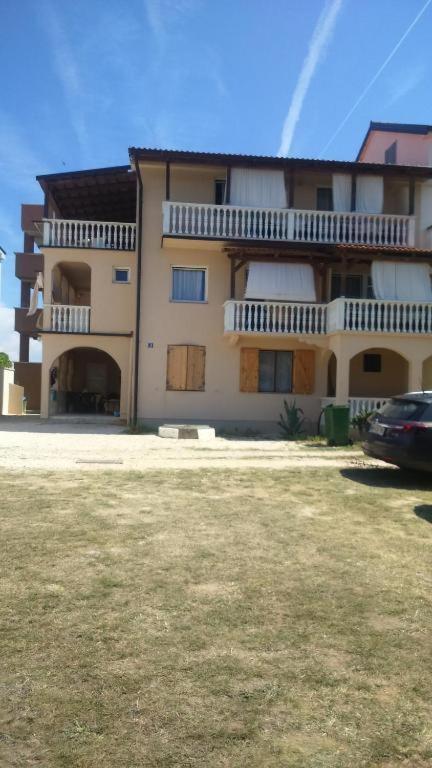 Apartments Ninske Vodice Exteriör bild