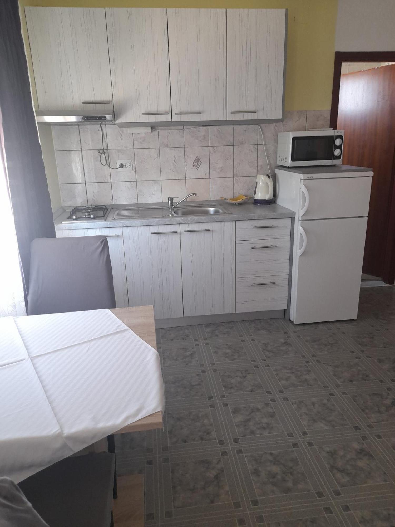 Apartments Ninske Vodice Rum bild
