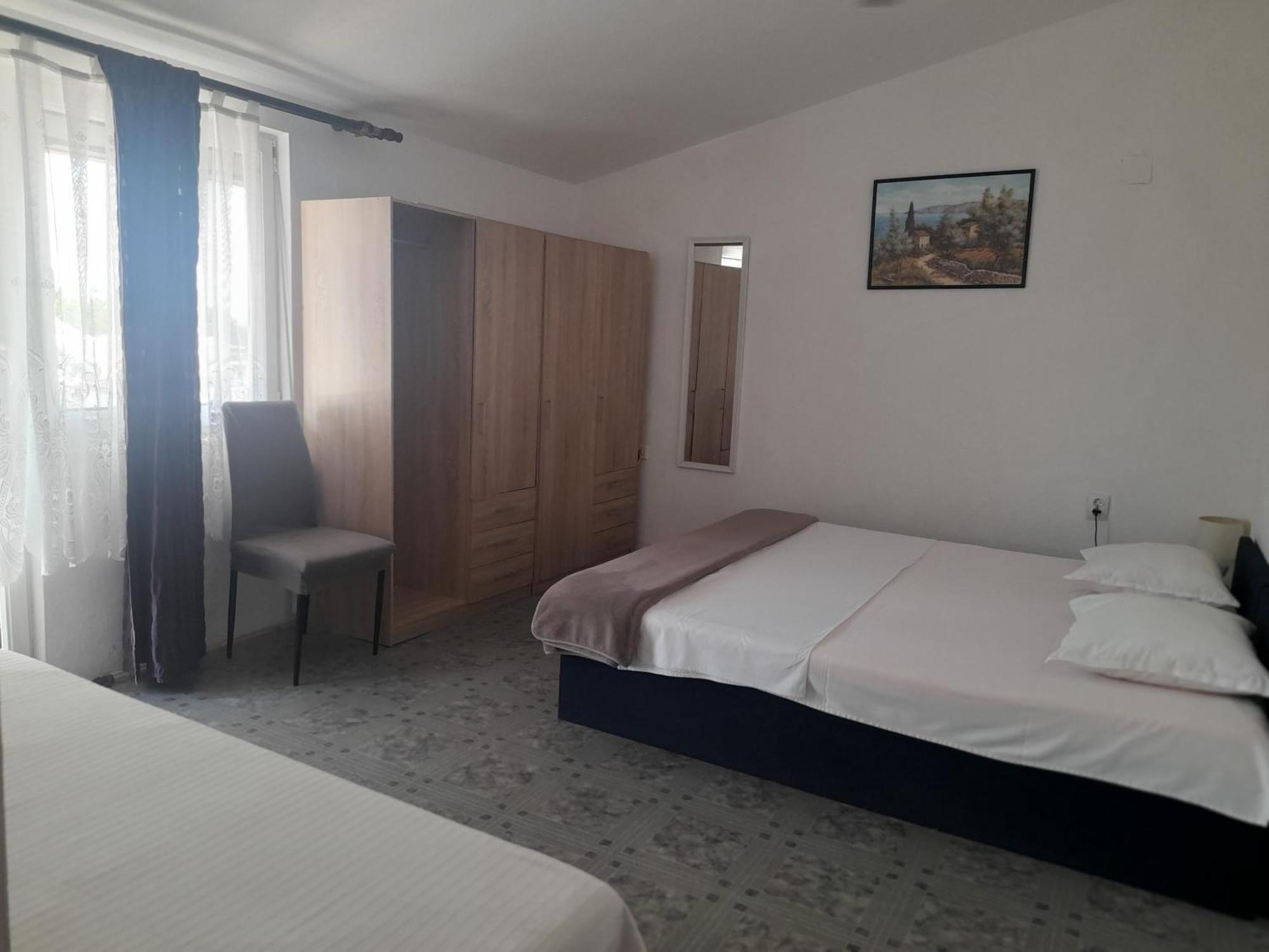 Apartments Ninske Vodice Rum bild